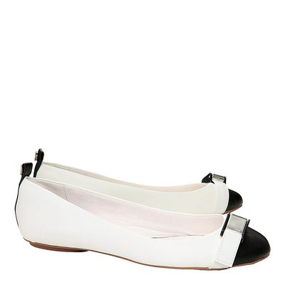Sapatilha Santorine Fivela Preto e Branco