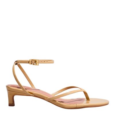 Sandália Bico Redondo Verniz Bege Salto Baixo