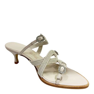 Mule Couro Confort Off White Salto Baixo Fino