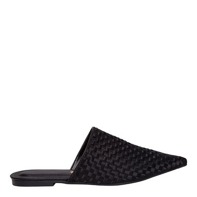 Mule Tressê Bico Fino Preto