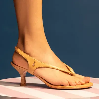 Sandália Napa Soft Palha