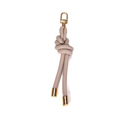 Chaveiro Nó Soft Cinza