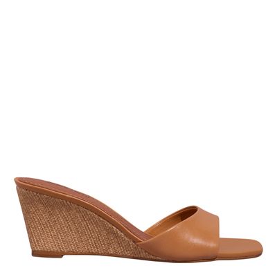 Mule Anabela Couro Nobre Soft Bico Quadrado Caramelo
