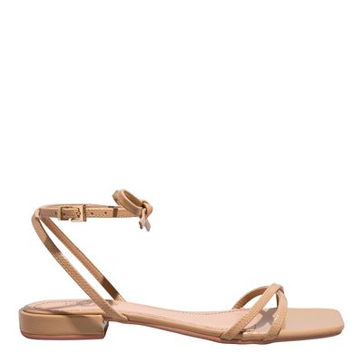 Sandália Rasteira Verniz Show Bege Bico Quadrado Laço