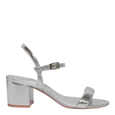 Sandália Metalizada Prata Salto Grosso Bico Redondo