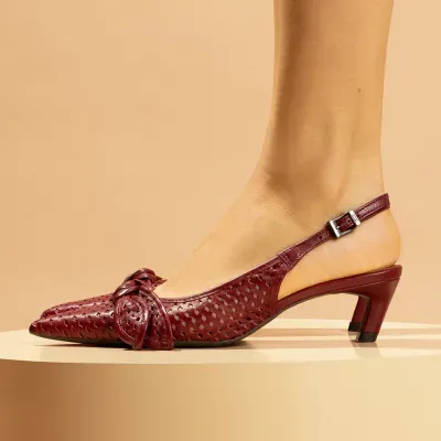 Scarpin Laço Couro Pelica Salto Baixo Fino Vermelho Ruby