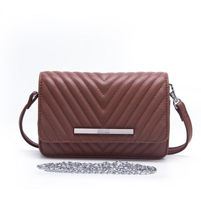 Bolsa Pequena Matelassê Corrente Marrom