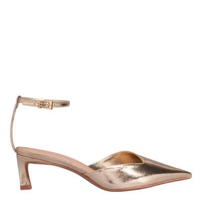Scarpin Bico Fino Metalizado Dourado Salto Baixo