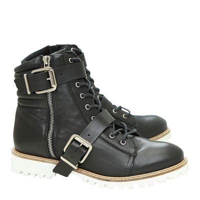 Bota Preta Fivelas Cano Baixo