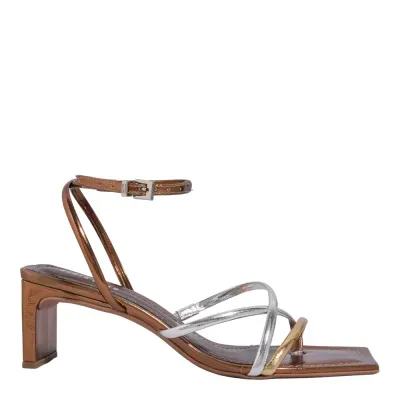 Sandália Metalizada Reflexo Bronze Salto Reto Bico Quadrado