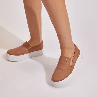 Tênis Slip On Plataforma Suede Bege