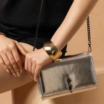 Bolsa Carteira Pequena Com Caixa Soft Prata Alça Transversal