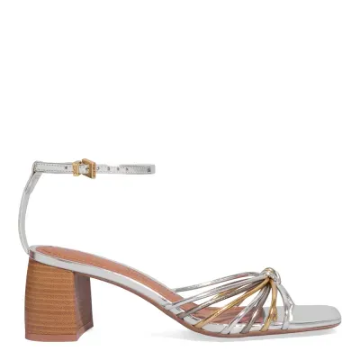 Sandália Metalizada Prata Salto Fachete