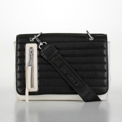 Bolsa Matelassê Preto e Branco