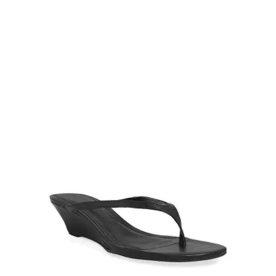 Mule Thong Couro Preto Anabela