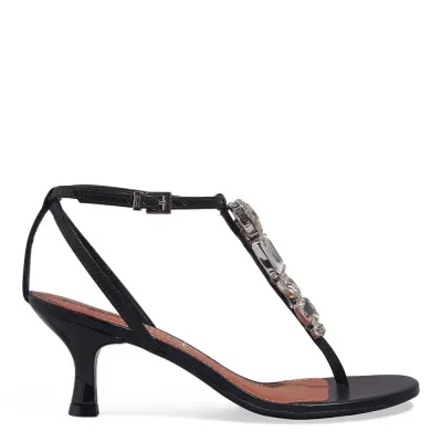 Sandália Tira Salomé Pedraria Napa Soft Preta Salto Baixo Fino