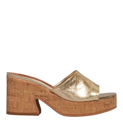 Mule Anabela Couro Metalizado Dourado