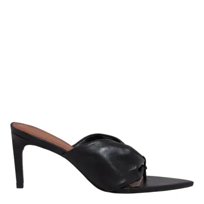 Mule Thong Couro Bico Folha Salto Fino Preto