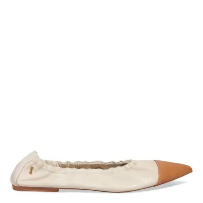 Sapatilha Couro Nobre Soft Bico Fino Bege