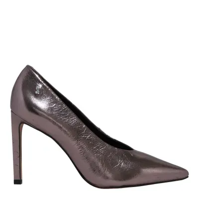 Scarpin Couro Metalizado Prata Bico Fino Salto Alto