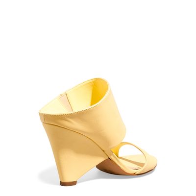 Mule Couro Confort Buttercream