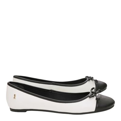Sapatilha Lacinho Preto e Branco