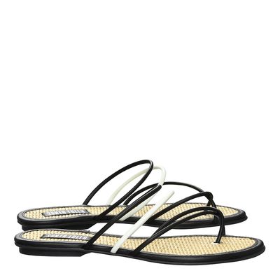 Rasteira New Couro Pelica Soft Palha Preto e Branco