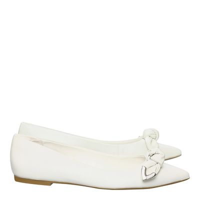 Sapatilha Couro Bico Fino Laço Off White