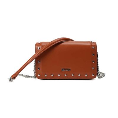 Bolsa Pequena Soft Marrom Tachas Alça Transversal