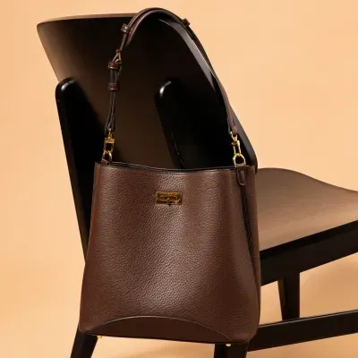 Bolsa M Material Floater Dark Cocoa