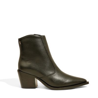 Bota Preta Couro Bico Fino