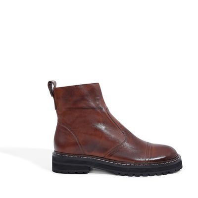 Bota Marrom Couro Salto Tratorado