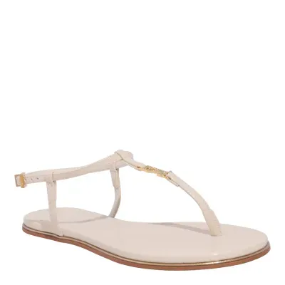 Rasteira Salomé Verniz Off White Bico Redondo