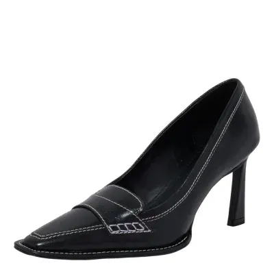 Scarpin Couro Bico Fino Preto Pespontos