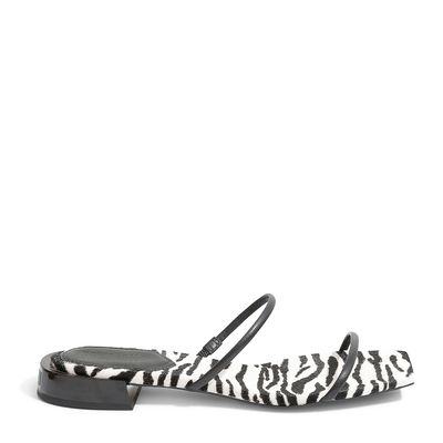 Rasteira Pelo Tigre Preto e Branco