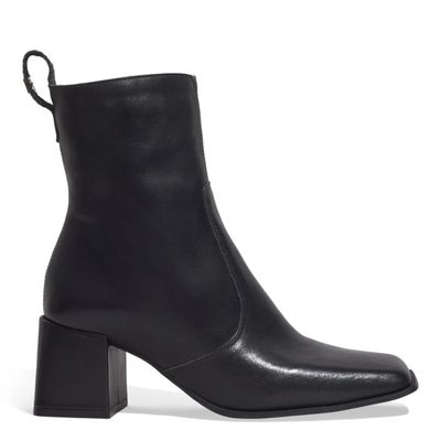 Bota Couro Cano Médio Preta Salto Grosso