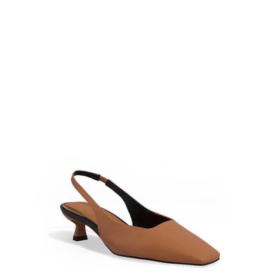 Scarpin Slingback Couro Bico Quadrado Caramelo