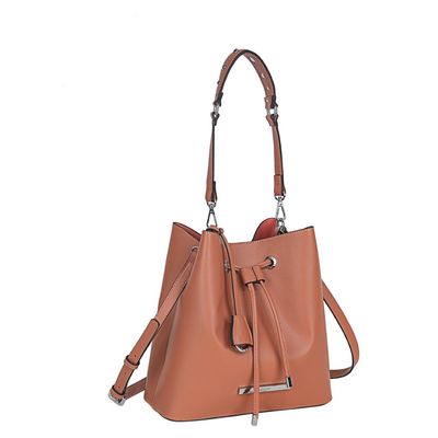 Bolsa Caviar  Goiaba