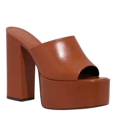 Tamanco Meia Pata Couro Soft Salto Alto Marrom