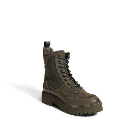 Bota Tratorada Verde Militar Couro Cano Médio