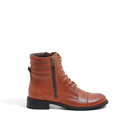 Bota Cano Médio Marrom Couro com Fivelas