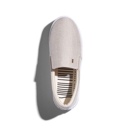 Tênis Slip On Bege Tecido Bico Redondo