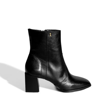 Bota Cano Médio Preta Couro Salto Quadrado