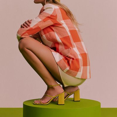 Sandália Couro Pelica Soft Amarelo Hot Oliva