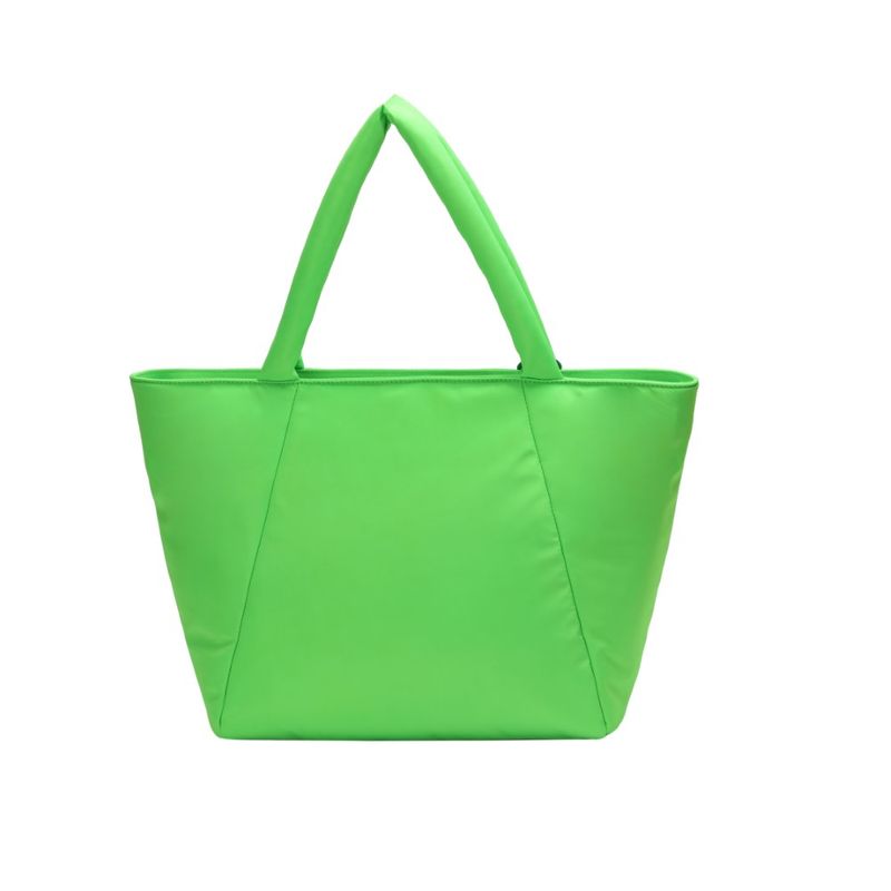 Bolsa tote maxi de nylon verde neon com chaveiro de limão - Santa Lolla