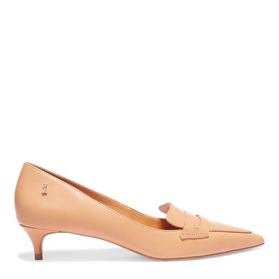 Sapato Scarpin bege Couro Salto Baixo