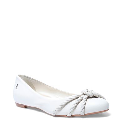 Sapatilha Off White Bico Redondo