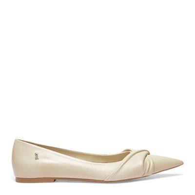 Sapatilha Off White Couro Flat Tira Torcida