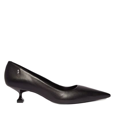 Scarpin Couro Preto Salto Baixo Taça