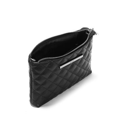 Bolsa Matelassê Transversal Preta